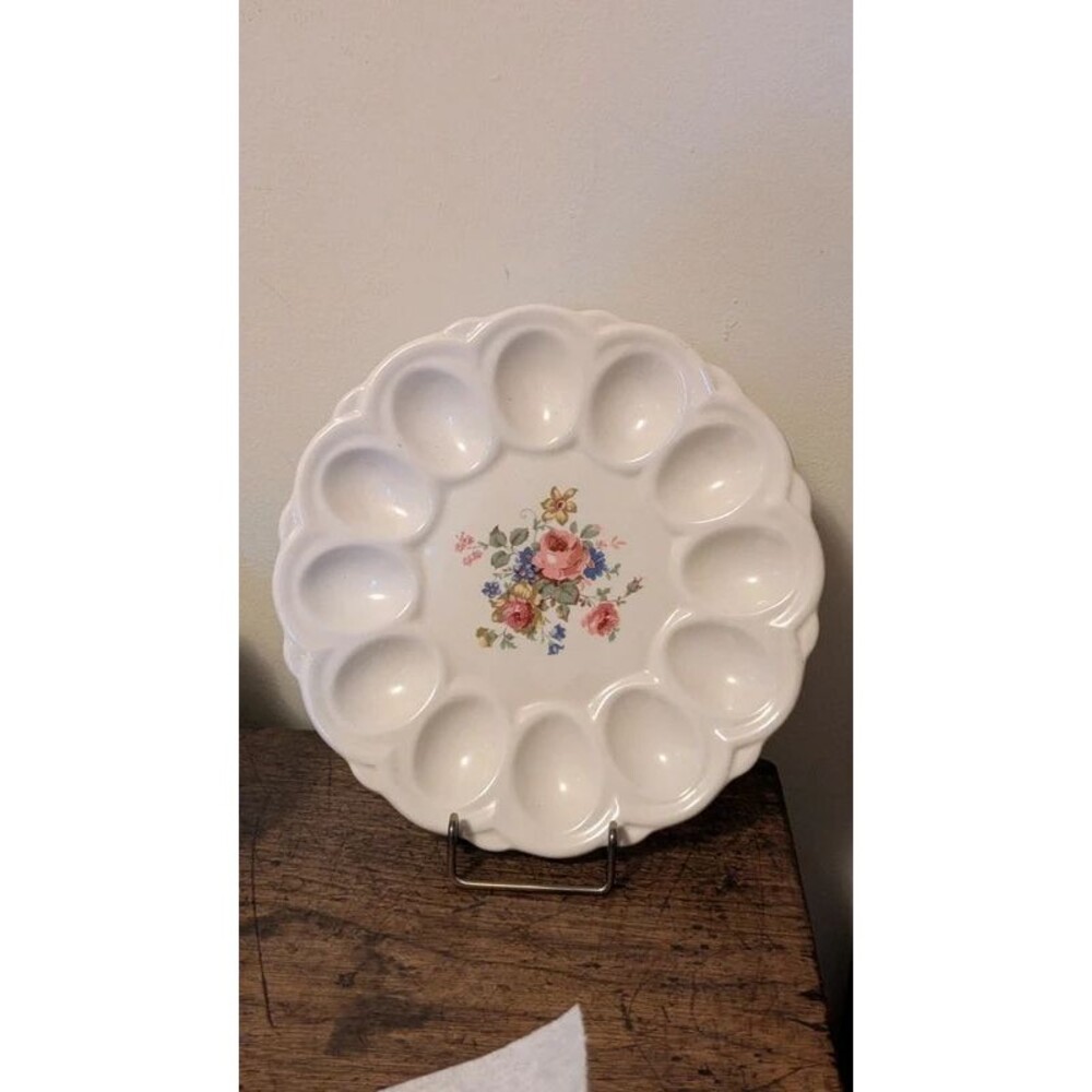 1930s E.S.R. American Artware Eggplate